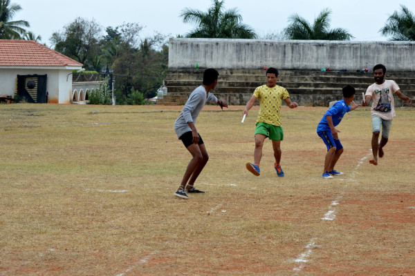 sports 400 meter relay
